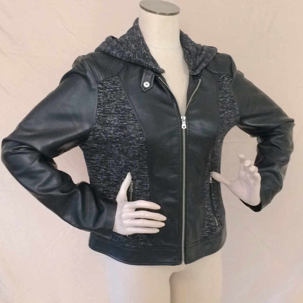 Daytrip jacket with hoodie